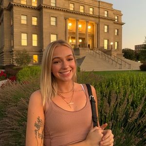 Meet your Posher, Anna